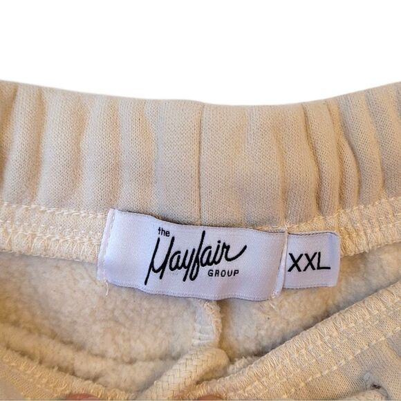 The Mayfair Group Women's Cream Growth Takes Time Mushroom Sweat Shorts Size XXL - Picture 3 of 8
